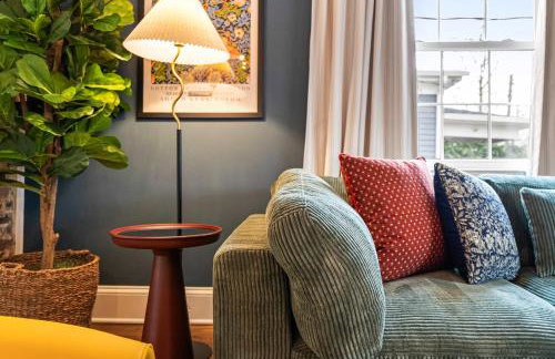 3BD plus 1BD Tiny Home - Outdoor Movie & Yard Fun - Foto 10