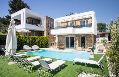 The Miracle Villa - Deluxe, Sea View, BBQ, Private Pool - Foto 42