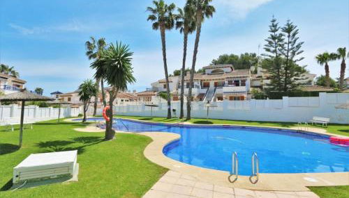 Chalet adosado en RIOMAR-3, urbanización residencial privada - Foto 3