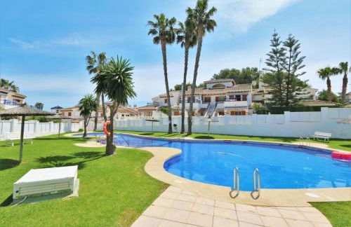 Chalet adosado en RIOMAR-3, urbanización residencial privada - Foto 3