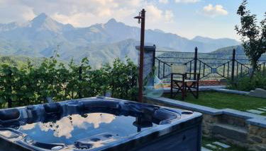 DA ERCOLE casa vacanze di lusso con giardino, piscina e idromassaggio. - Foto 2, Garden view