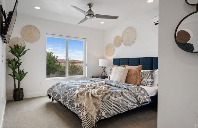 Best Value in St George - Green Valley Getaway - Photo 35