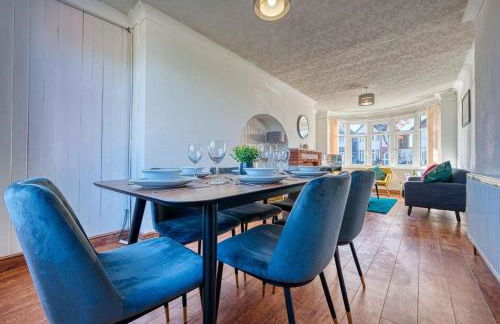 Spacious 3BR Home with Driveway Near NEC & Airport - Foto 11