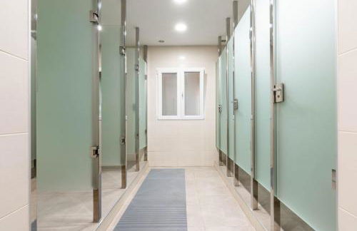 Amplia Casa Familiar con Calefacción, cerca de Sierra Nevada y Granada - Foto 43