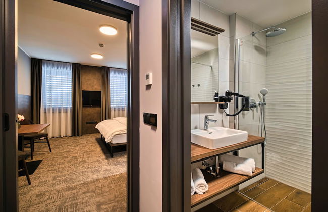 ABA Apartments - Photo 19