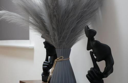 Adeluxe Aura - Entire Ultra Luxury- Super King Bed with Free WiFi, Netflix and Amazon Prime - Foto 10