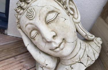 The Hide Away By The Garden Spa Stays - Hot Tub - Foto 13