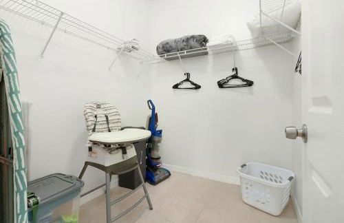 Oakwater Resort Home w/ Arcade & Pool Table - 15 Min to Disney - Foto 11