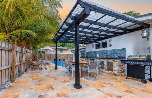 Casa Tropicana - Heated Pool, Game Room & Mins from beach - Foto 6