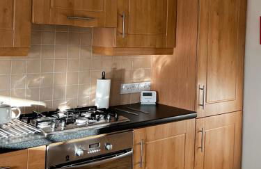 Laxey place maisonette East Belfast -private parking, transport links - Foto 16