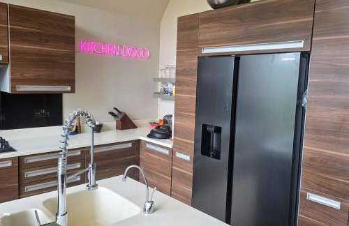 The Lookout - Unique Architectural Modern Home - Foto 53