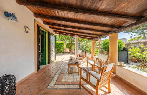 Villa Ellie - 100m from the beach - Photo 1