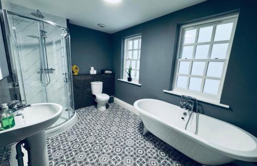 Queens Townhouse - 4 Bedrooms - Sleeps 9 - Foto 19