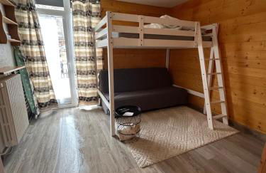 Les Eterlous - Foto 2