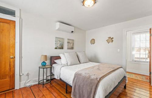 Historic Mystic Home, Walk to Seaport and Downtown - Foto 5