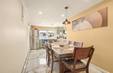 The Mod Pad! 15 minute from Airport, Free Parking! - Foto 9