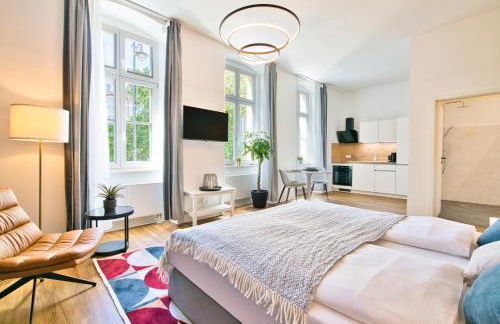 Halle Suites by FullHouse - free parking & WiFi - Foto 2