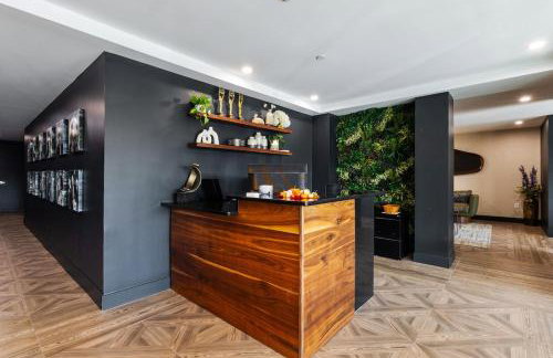 Sleek Loft 15 Min from NYC with Manhattan View - Foto 57