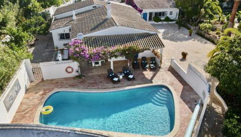 Charming Villa with Heated Pool near Sandy Beach, Hiking, Golf and Wineries - Foto 4