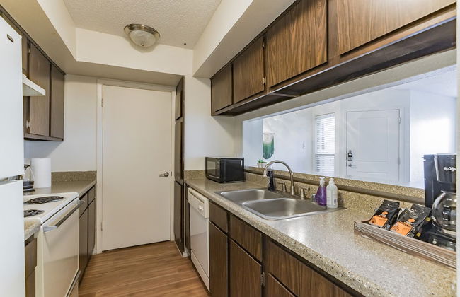 The Relaxing Suites of Midland - Photo 49