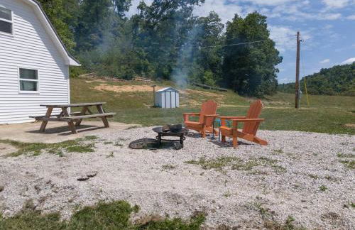 WiFi Firepit Fishing Pond - FarmView - Foto 64