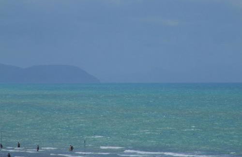 Huge Holiday Home in Marina di Castagneto Carducci near Sea - Foto 27