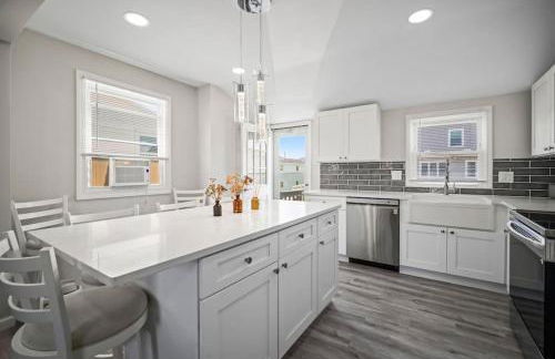 Full House 2 Blocks from Beach - Foto 28