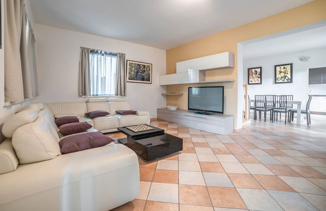 Villa Leonardo - Photo 25