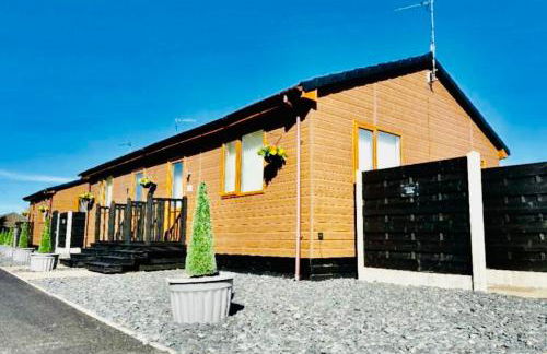 Tulip Cabin with Hot Tub - Foto 1