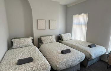 4BR Modern & Stylish, Contractors, Parking - Foto 33