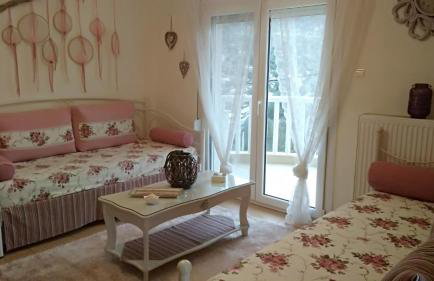 Iris Deluxe Suites 1 - Photo 51