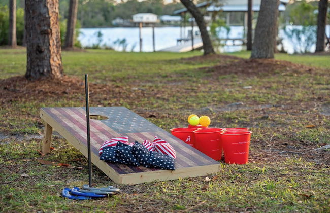 Secluded Waterfront Retreat for 23 Dock, Pets OK - Foto 55