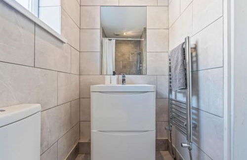 3 Bedroom Bungalow, Van & Car Parking, WIFI, Sleeps 6 - Foto 35