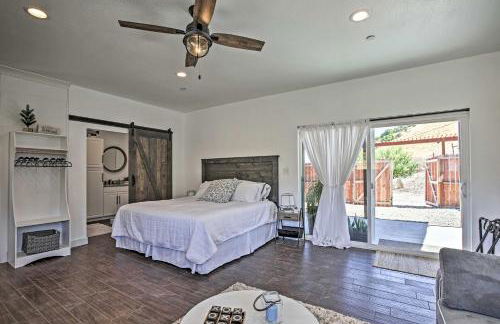 Cottage by the Lakes with Patio by Lake Nacimiento - Foto 1