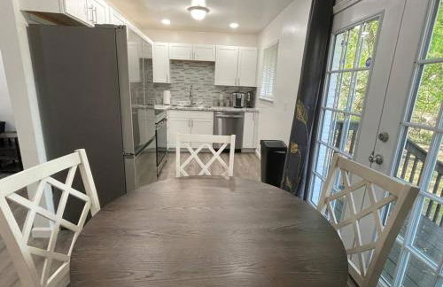 Four Bedroom Home Near Hartsfield Jackson Airport - Foto 12