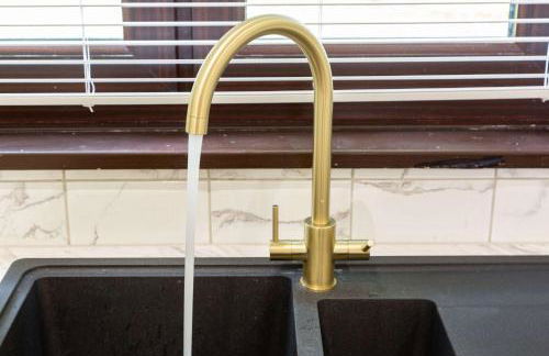 Spacious & Bright 3 Bedroom House in Peterborough - Foto 25