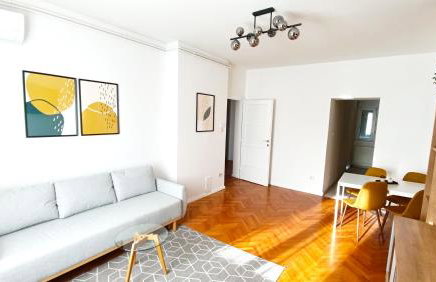 Home Run Apartment - Photo 8