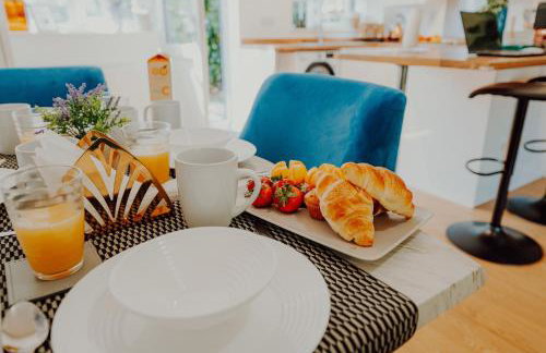 NovaCrest - Stylish 3 Bedroom with Parking - Sleeps 5 - Foto 30