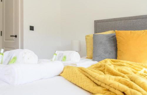 City Centre Deluxe with amazing Garden Terrace - Pass the Keys - Foto 12