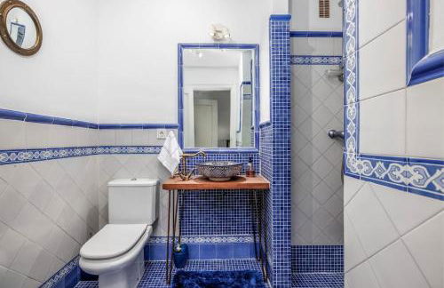 Spacious Seaside Retreat - La Perla del Mar - Photo 11