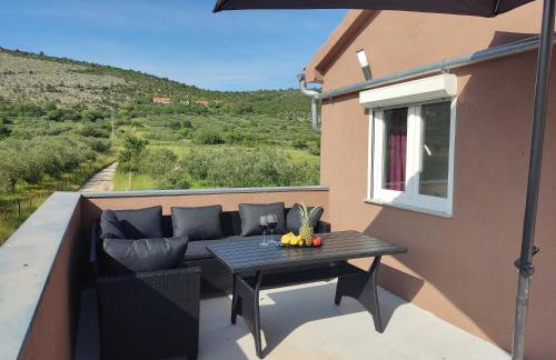 Holiday House Mablo with pool & jacuzzi - Photo 25