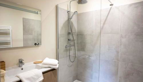 Maison Cocoon Lourmarin 6 personnes - Foto 4, towels, Shower