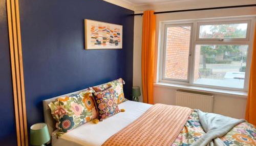 Kaly- Relaxing Garden, Central, Close Parking, near Portsmouth Harbour Train Station, Gunwharf Quays, Southsea - Foto 4