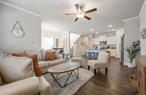 Stylish & Modern 3BR Home Near Chattahoochee River - Foto 1