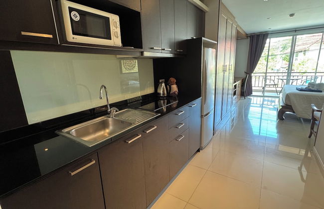 Jomtien Beach Penthouses - Photo 32