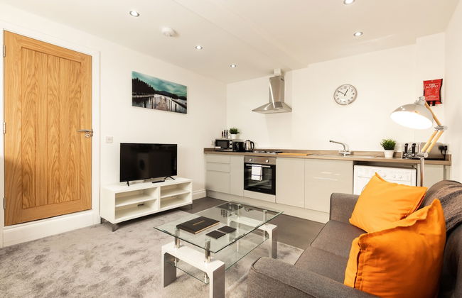 Karah Suites - Baker Street - Photo 13