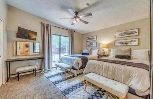 1 Mi to Ski Slopes Alto Escape with Game Room! - Foto 16