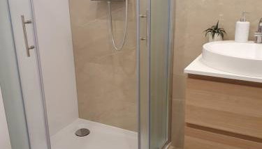 Apartment Tina - Photo 3, Shower