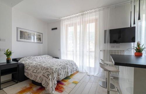 We Lake Como: lake view apartment, feeling home in charming Argegno - Foto 11
