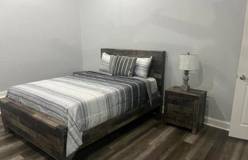 Spacious Waterfront - Sleeps 20! - Foto 17